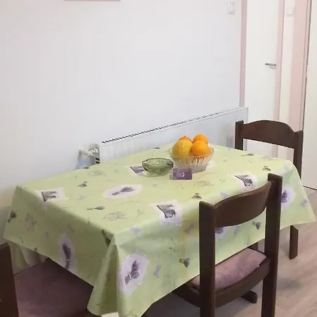 Plavo Apartment *